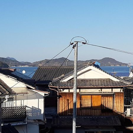 Guesthouse Kume Imabari Railway Station Exteriör bild