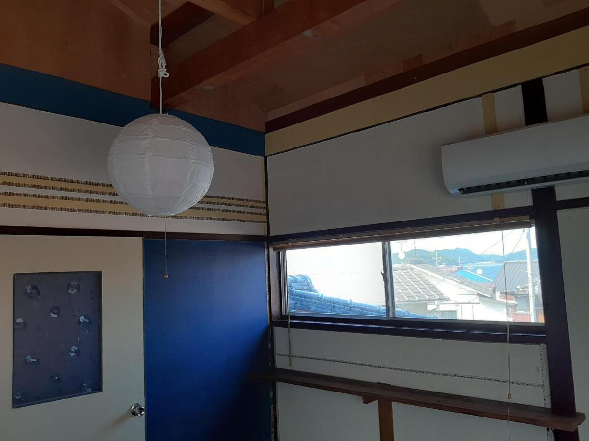 Guesthouse Kume Imabari Railway Station Exteriör bild