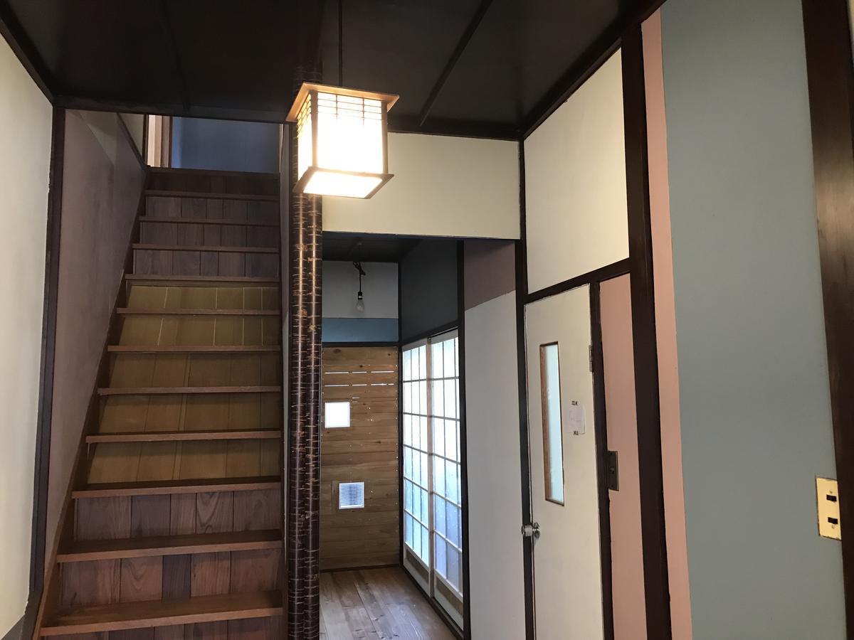 Guesthouse Kume Imabari Railway Station Exteriör bild