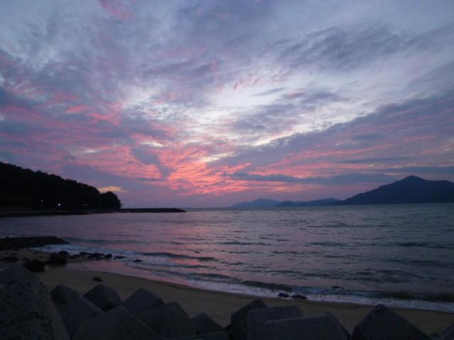 Guesthouse Kume Imabari Railway Station Exteriör bild